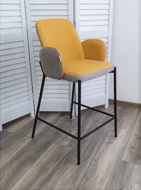 Полубарный стул NYX (H=65cm) VF106 желтый / VF120 серый М-City в Ноябрьске - noyabrsk.mebel-74.com | фото